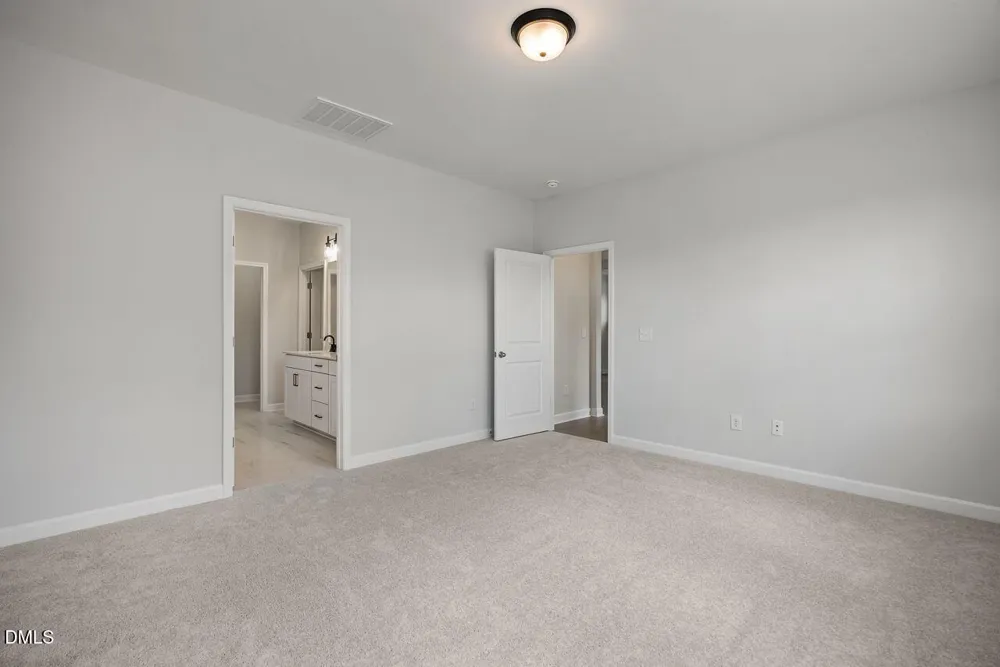 347 Queensferry Lane Aberdeen, NC 28315
