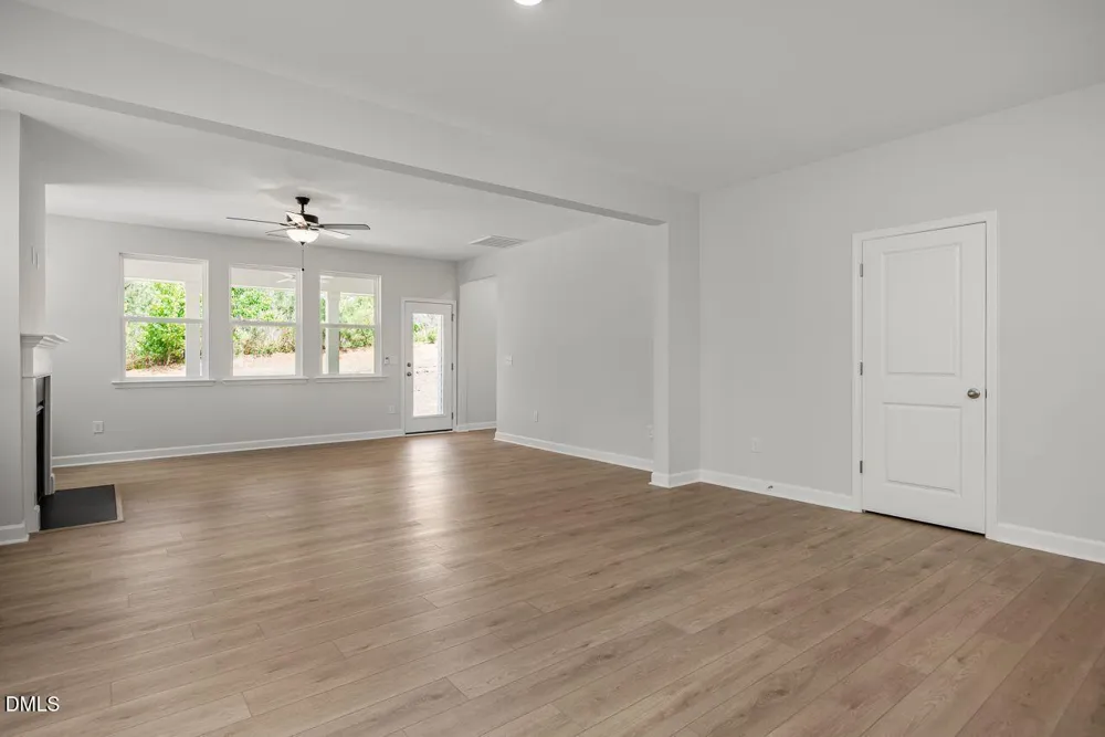 347 Queensferry Lane Aberdeen, NC 28315