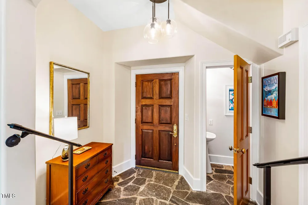 1021 Parchemin Trail Chapel Hill, NC 27516