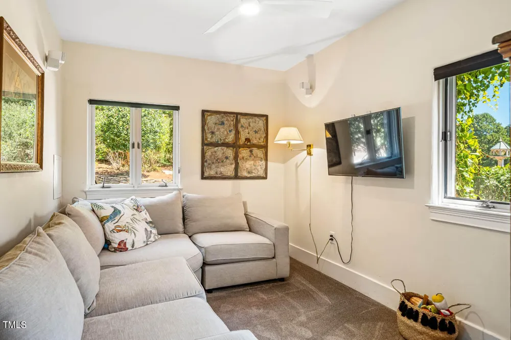 1021 Parchemin Trail Chapel Hill, NC 27516