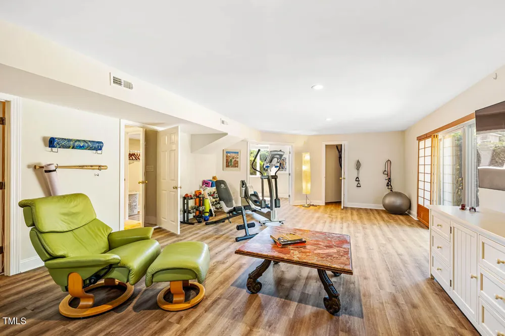 1021 Parchemin Trail Chapel Hill, NC 27516