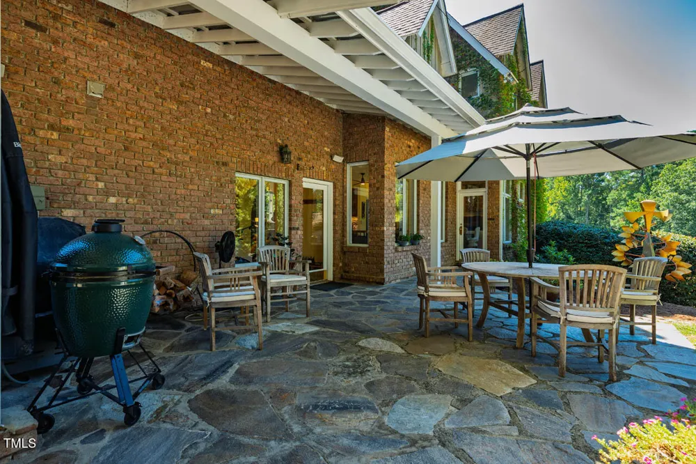 1021 Parchemin Trail Chapel Hill, NC 27516
