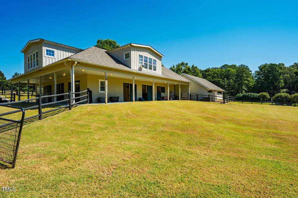 1021 Parchemin Trail Chapel Hill, NC 27516
