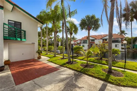2294 Anchorage Lane #B