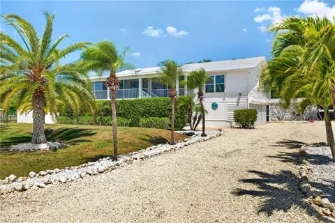 5866 Tahiti Drive