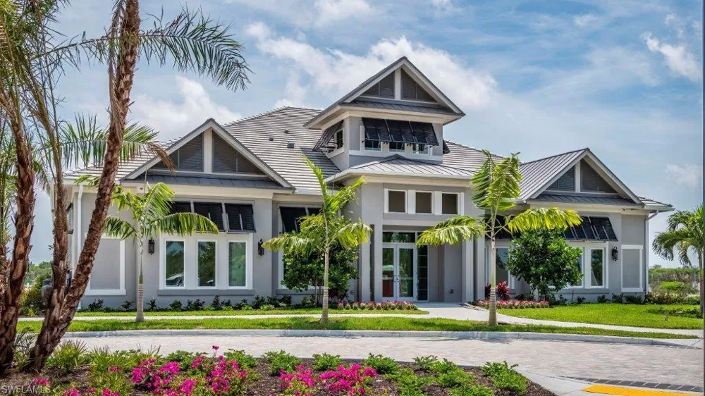 268 Indies Drive E #101 Naples, FL 34114