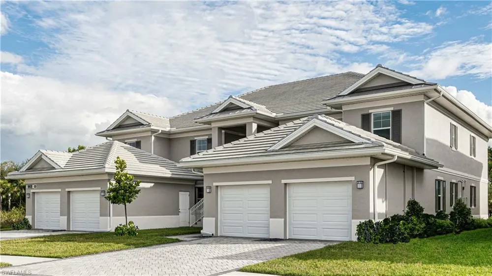 268 Indies Drive E #101 Naples, FL 34114