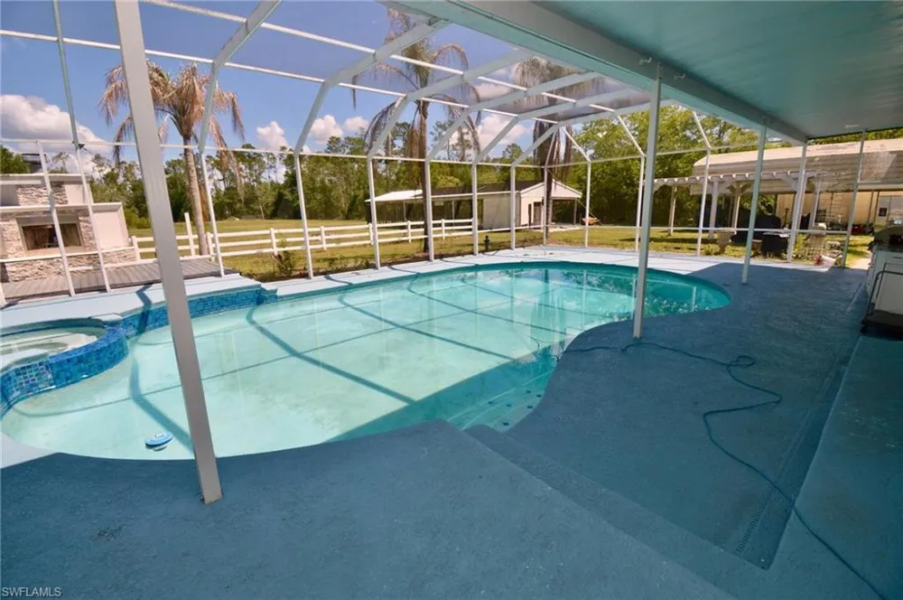 3551 Red Barn Ormond Beach, FL 34174