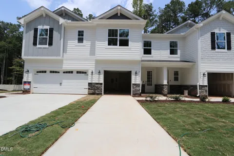 2932 Spring Manor Way