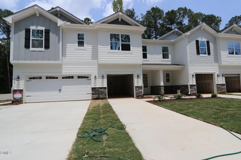2932 Spring Manor Way Garner, NC 27529
