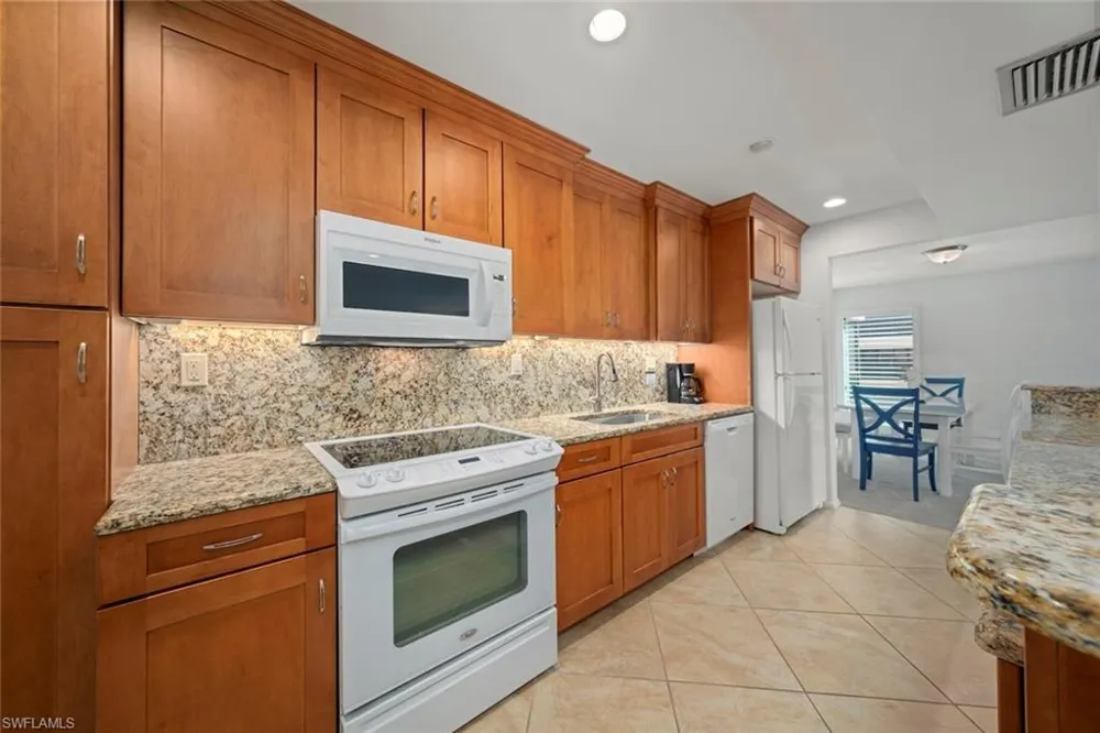 2721 W Gulf Drive #213 Sanibel, FL 33957