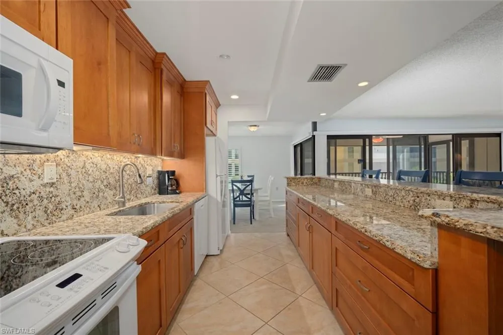2721 W Gulf Drive #213 Sanibel, FL 33957