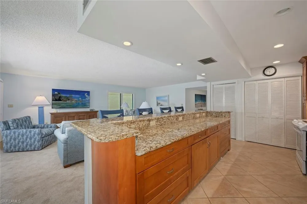 2721 W Gulf Drive #213 Sanibel, FL 33957
