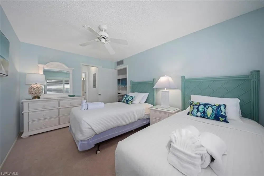 2721 W Gulf Drive #213 Sanibel, FL 33957