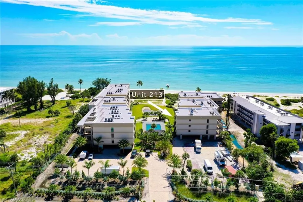 2721 W Gulf Drive #213 Sanibel, FL 33957