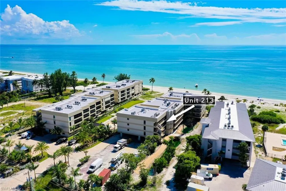 2721 W Gulf Drive #213 Sanibel, FL 33957
