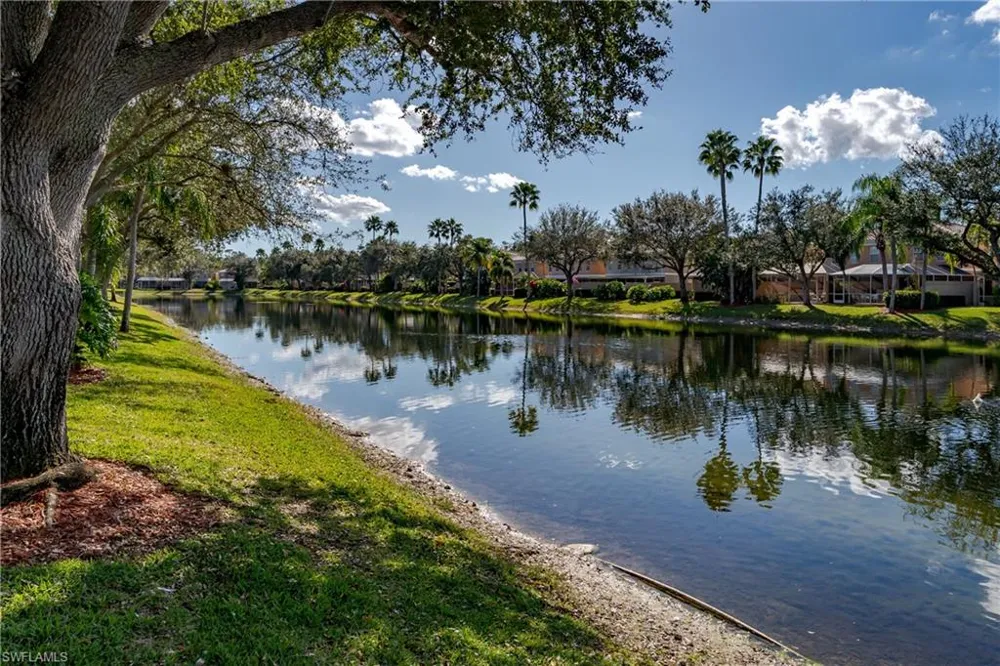 5353 Cove Circle Naples, FL 34119