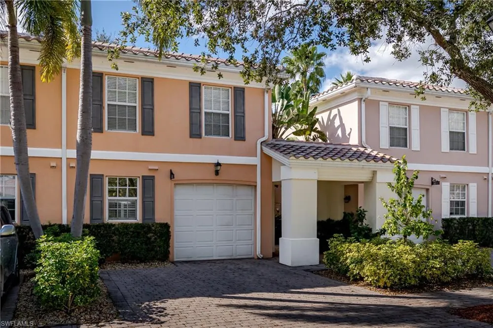 5353 Cove Circle Naples, FL 34119