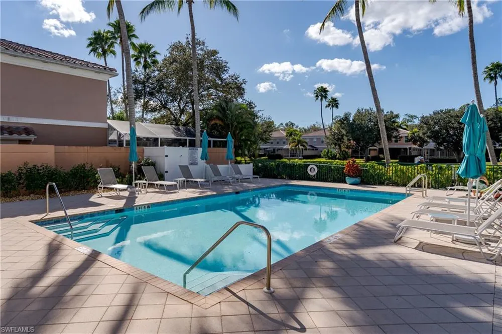 5353 Cove Circle Naples, FL 34119