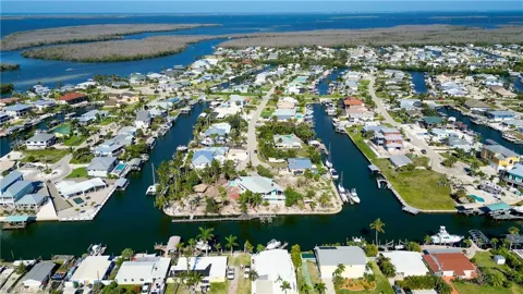 3547 Emerald #13 Avenue
