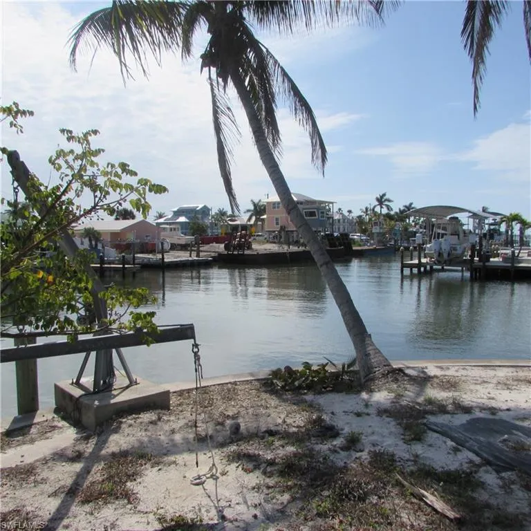 3547 Emerald #13 Avenue St. James City, FL 33956