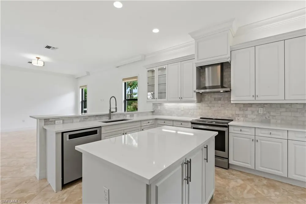 3412 Atlantic Circle Naples, FL 34119