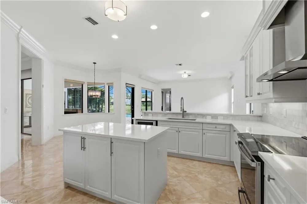 3412 Atlantic Circle Naples, FL 34119