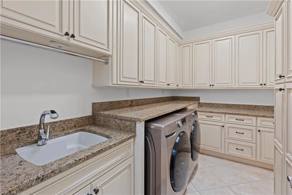3412 Atlantic Circle Naples, FL 34119