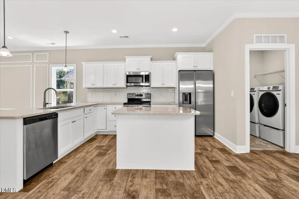 706 S Pollock Street Selma, NC 27576