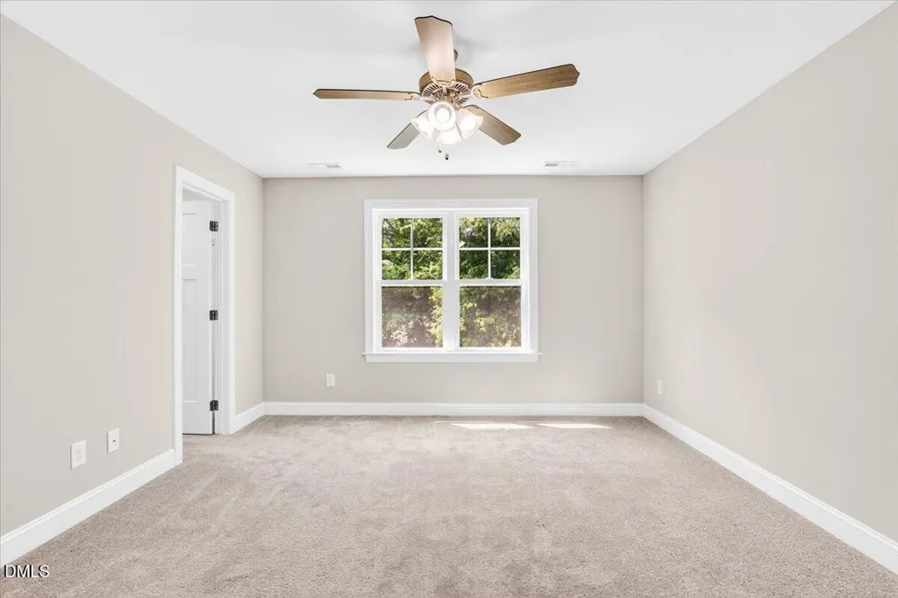 706 S Pollock Street Selma, NC 27576