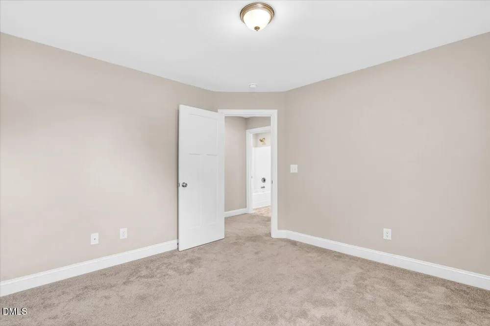 706 S Pollock Street Selma, NC 27576