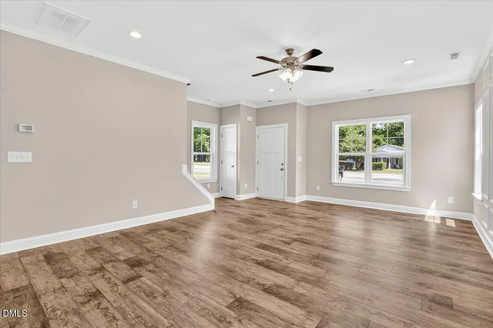 706 S Pollock Street Selma, NC 27576