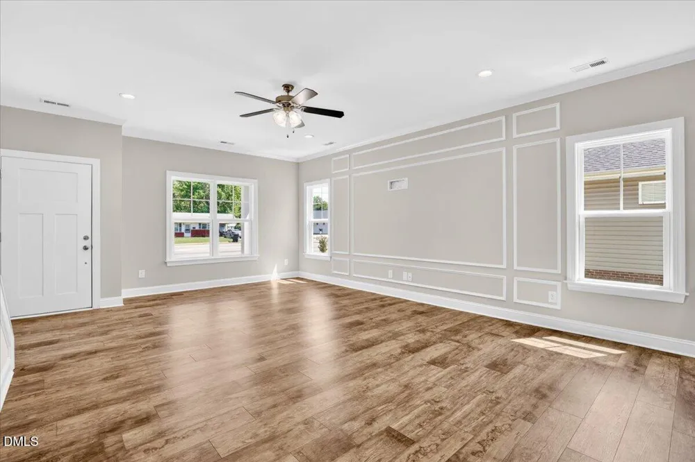706 S Pollock Street Selma, NC 27576