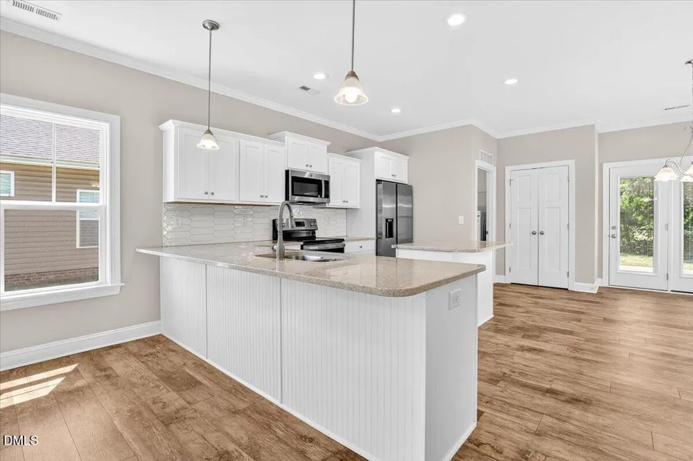 706 S Pollock Street Selma, NC 27576