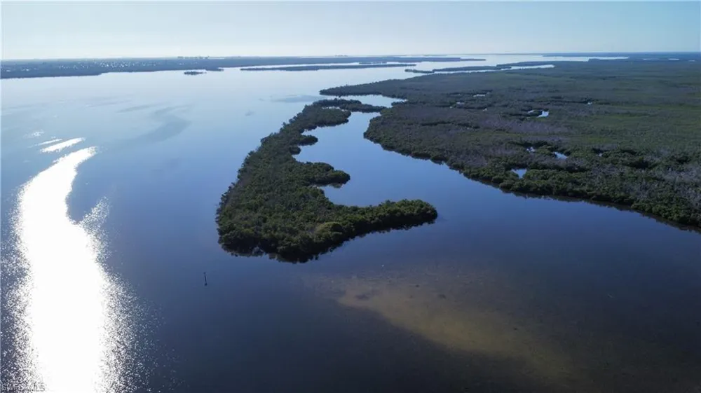 4743 Pine Island Road NW Matlacha, FL 33993