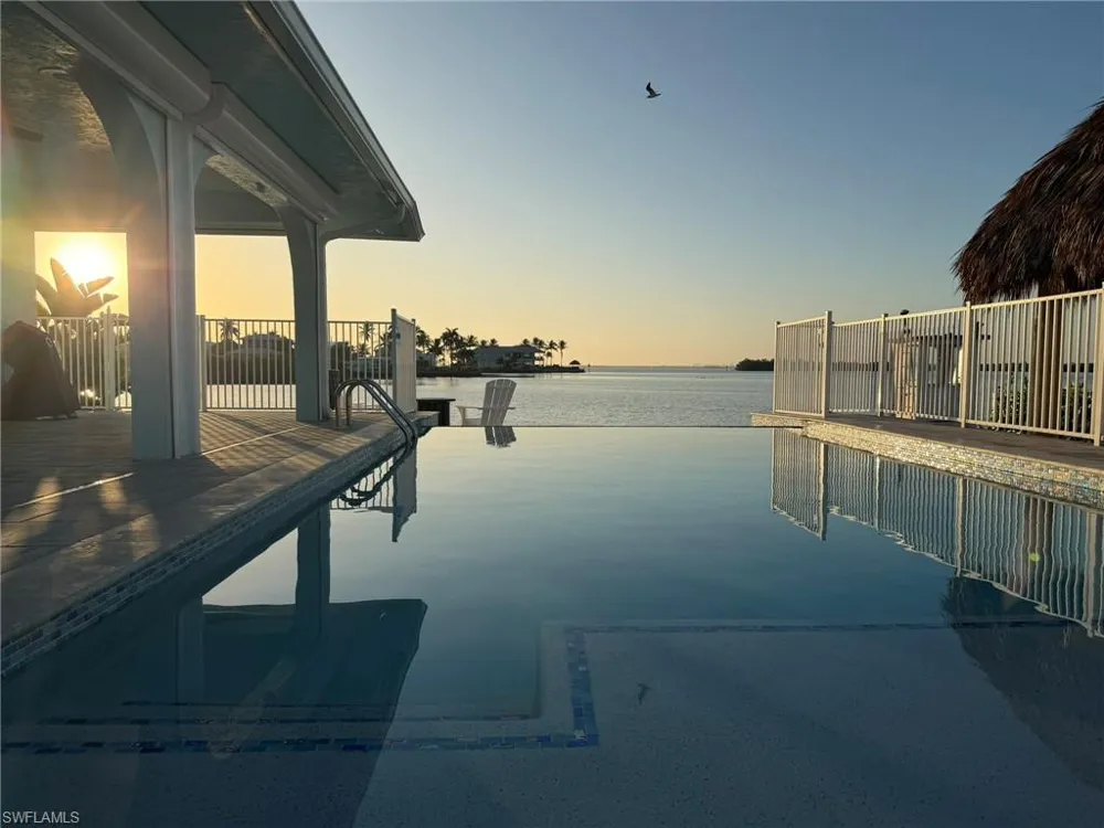 4743 Pine Island Road NW Matlacha, FL 33993