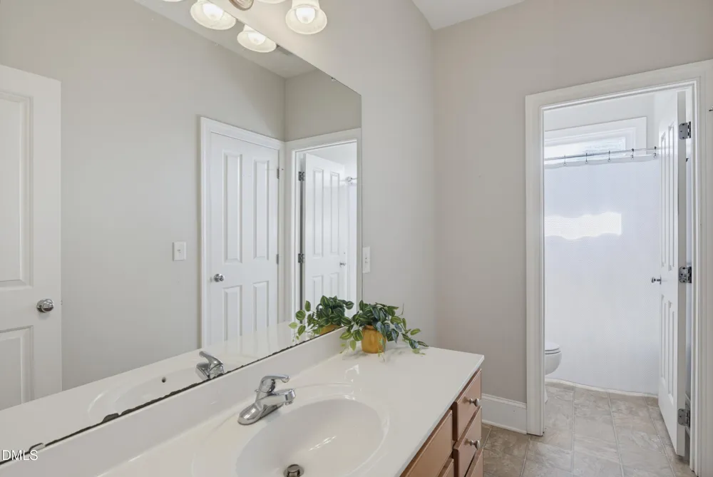 912 Sweet Olive Court Wake Forest, NC 27587