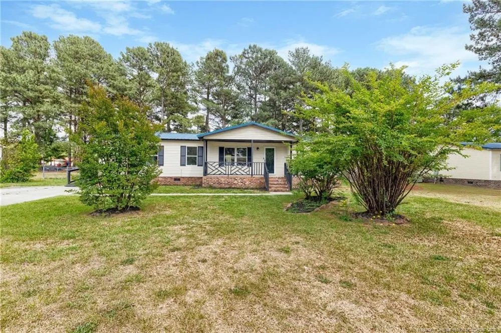 2707 Lowlander Drive