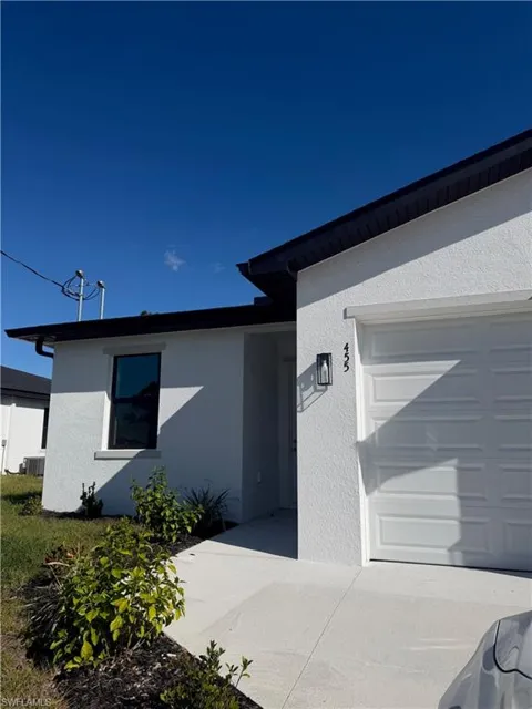 455 Bell Boulevard S ##1