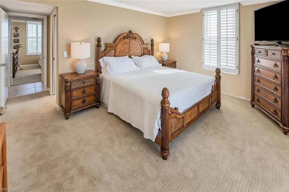 10701 Gulf Shore Drive #1200 Naples, FL 34108