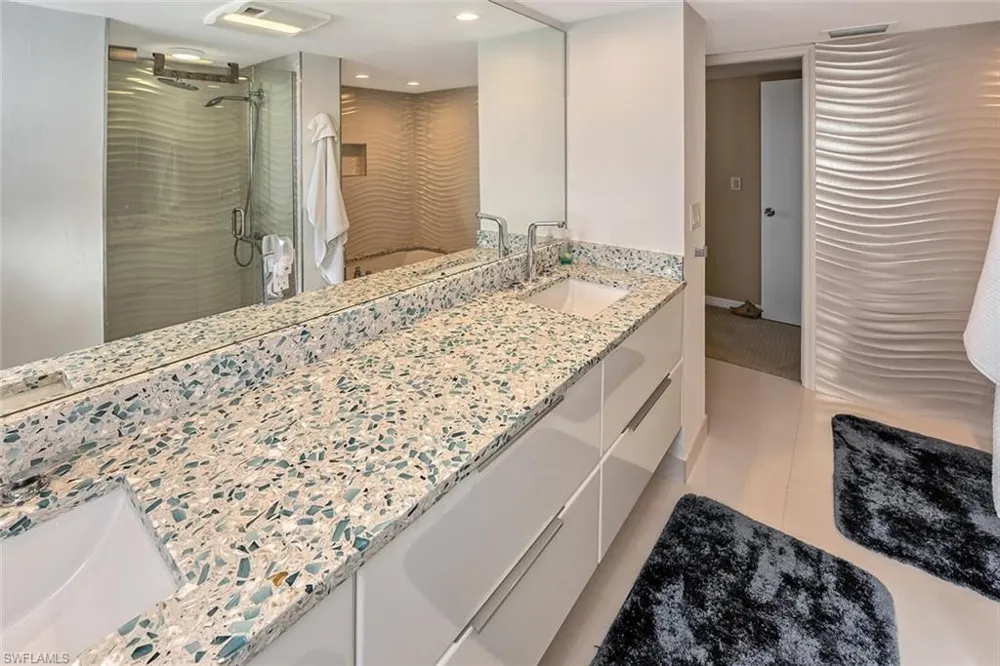 10701 Gulf Shore Drive #1200 Naples, FL 34108