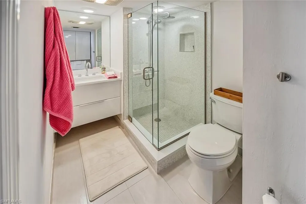 10701 Gulf Shore Drive #1200 Naples, FL 34108