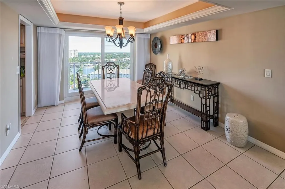 10701 Gulf Shore Drive #1200 Naples, FL 34108