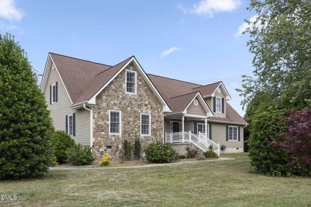 209 Pointe Drive