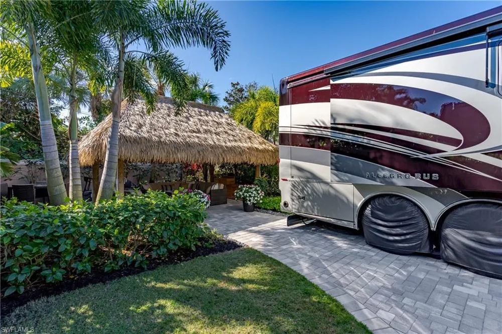 13467 Snook Circle Naples, FL 34114