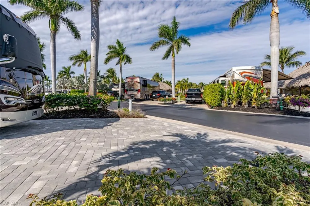 13467 Snook Circle Naples, FL 34114