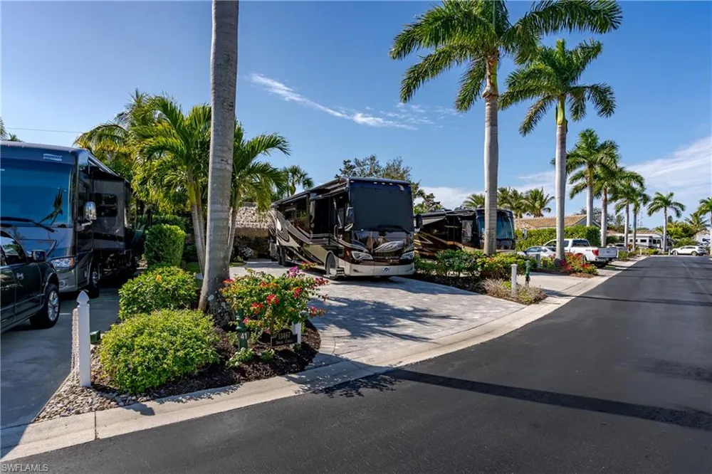 13467 Snook Circle Naples, FL 34114