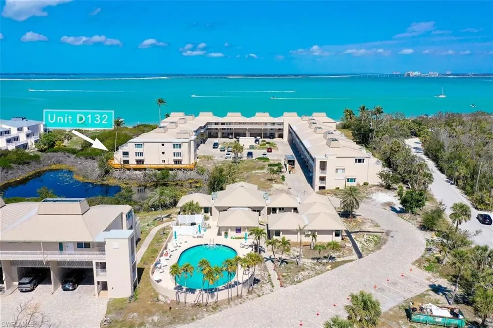 200 Periwinkle Way #132 Sanibel, FL 33957