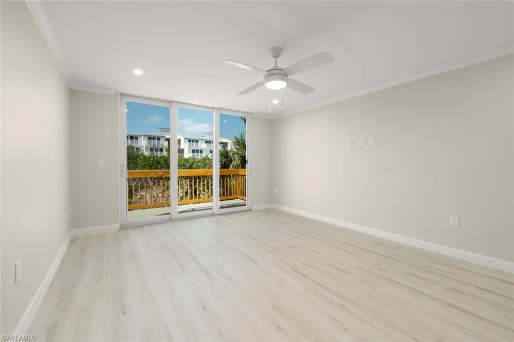 200 Periwinkle Way #132 Sanibel, FL 33957