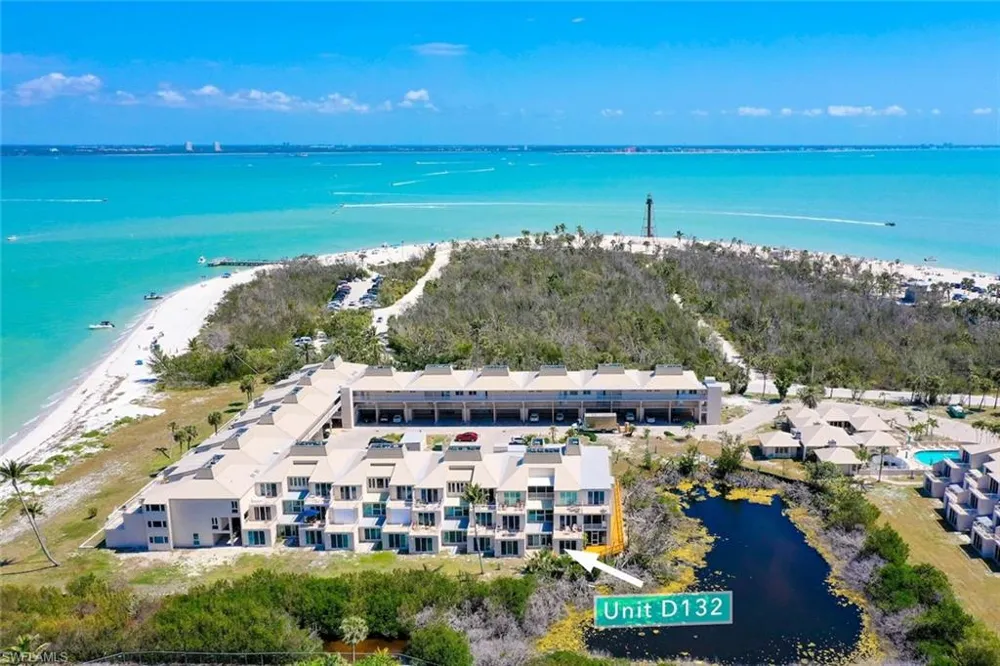 200 Periwinkle Way #132 Sanibel, FL 33957